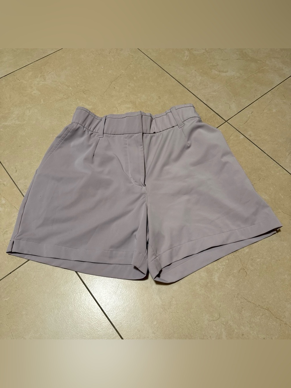 Women's Medium Nike Lilac pink  high-waisted golf shorts with pockets